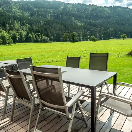 Woody Park Chalet *
