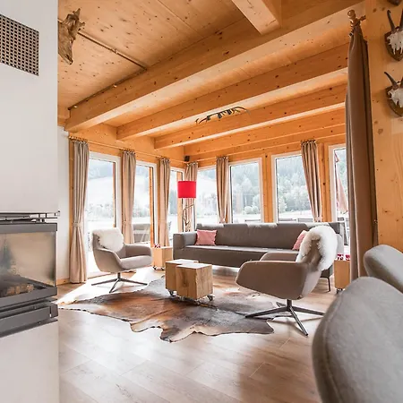 Woody Park Chalet *